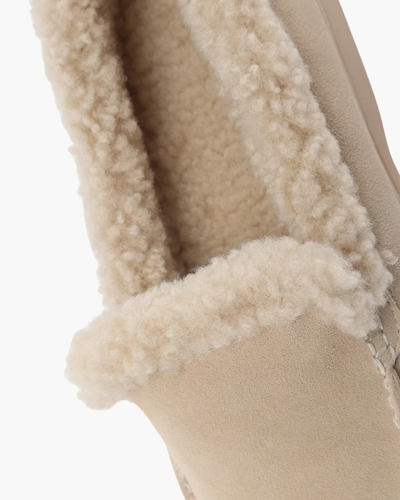 Fur-Lined Premium Loafers - Image 16
